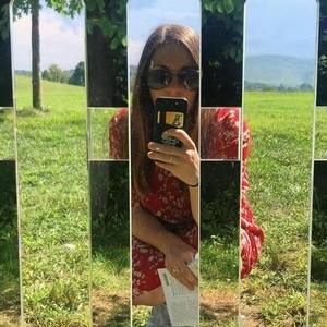 Meet your Posher, Colleen